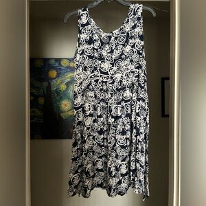 Elegant Navy Blue and White Floral Dress